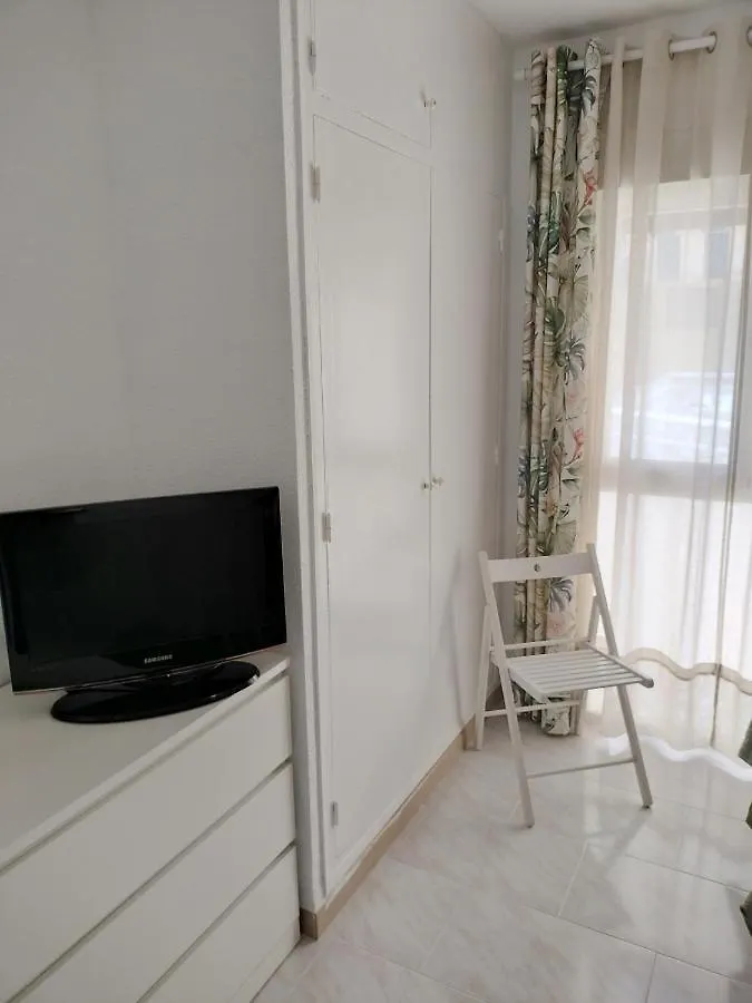 Cambrils Beach Apartment 0*,